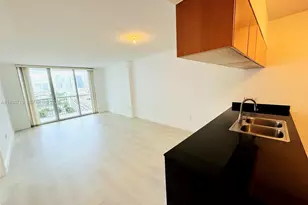 1750 N Bayshore Dr, Miami, FL 33132 - Photo 9