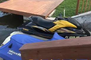 17831 NW 84th Ct, Miami, FL 33015 - Photo 11