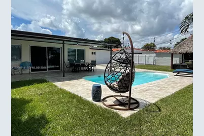 17831 NW 84th Ct, Miami, FL 33015 - Photo 7