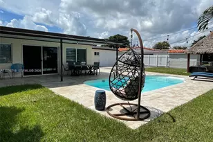 17831 NW 84th Ct, Miami, FL 33015 - Photo 7