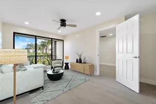 1109 Green Pine Blvd, West Palm Beach, FL 33409 - Photo 3