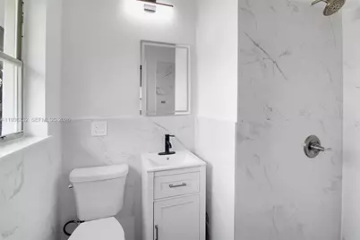 1617 NW 15th St, Fort Lauderdale, FL 33311 - Photo 9