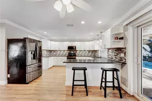 2540 NW 115th Dr, Coral Springs, FL 33065 - Photo 13