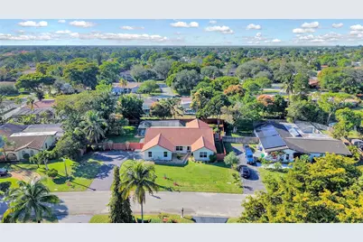 2540 NW 115th Dr, Coral Springs, FL 33065 - Photo 47