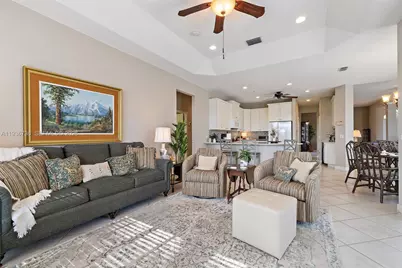 8185 SE Double Tree Dr, Hobe Sound, FL 33455 - Photo 7