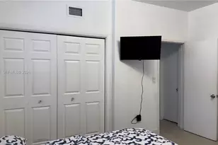 1611 71st St, Miami Beach, FL 33141 - Photo 7