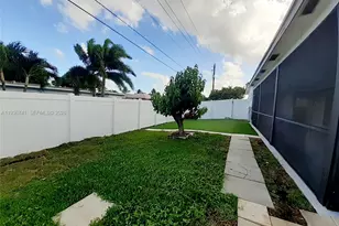 2109 N Park Rd, Hollywood, FL 33021 - Photo 21