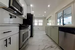 2109 N Park Rd, Hollywood, FL 33021 - Photo 31