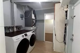 2109 N Park Rd, Hollywood, FL 33021 - Photo 19