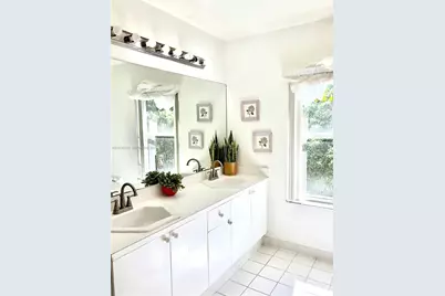 306 NW 115th Way, Coral Springs, FL 33071 - Photo 13