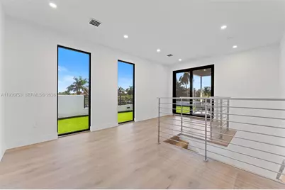 2435 NE 18th St, Fort Lauderdale, FL 33305 - Photo 17