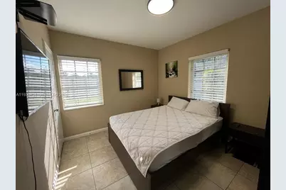 1414 NE 178th St, North Miami Beach, FL 33162 - Photo 7