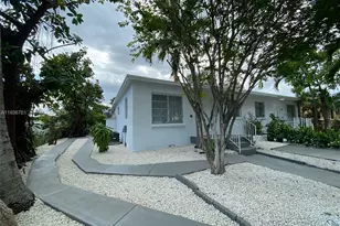 2798 SW 34th Ct, Miami, FL 33133 - Photo 1