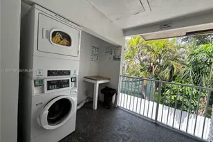 110 NE 19th Ave, Deerfield Beach, FL 33441 - Photo 25