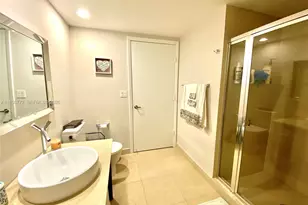 495 Brickell Ave, Miami, FL 33131 - Photo 21