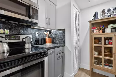 911 E Ponce De Leon Blvd #1504, Coral Gables, FL 33134 - Photo 13
