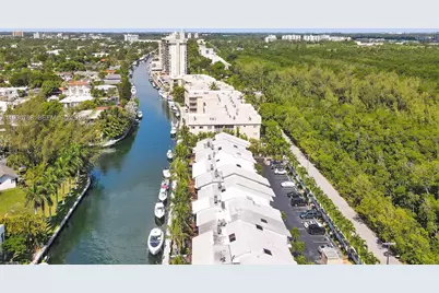 2676 NE 135th St, North Miami, FL 33181 - Photo 19