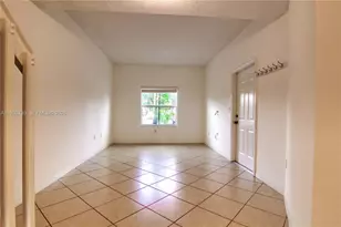 819 SW 143rd Ave, Pembroke Pines, FL 33027 - Photo 9