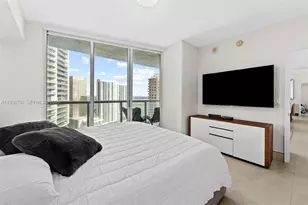 495 Brickell Ave, Miami, FL 33131 - Photo 13