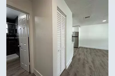 116 NW 2nd Ave #B, Hallandale Beach, FL 33009 - Photo 23