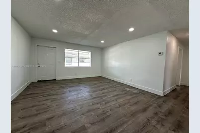 116 NW 2nd Ave #B, Hallandale Beach, FL 33009 - Photo 11