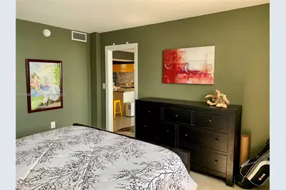 3000 Marcos Dr #P512, Aventura, FL 33160 - Photo 11