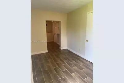 2930 NW 8th St #2, Fort Lauderdale, FL 33311 - Photo 9