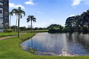 1200 St Charles Pl, Pembroke Pines, FL 33026 - Photo 33