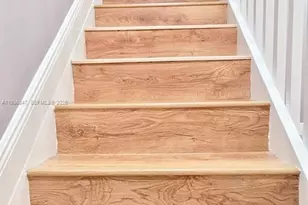 1005 NE 42nd Pl, Homestead, FL 33033 - Photo 9