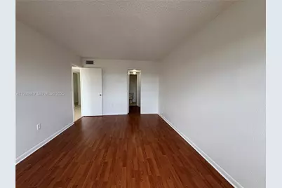 9350 Fontainebleau Blvd #604, Miami, FL 33172 - Photo 15