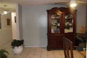 14334 NE 2nd Pl, Miami, FL 33161 - Photo 9