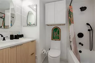 1005 8th St, Miami Beach, FL 33139 - Photo 17