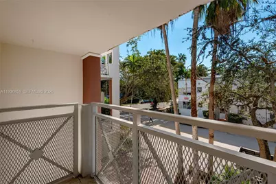 1005 8th St #204, Miami Beach, FL 33139 - Photo 23