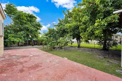 17950 NW 6th Ct, Miami Gardens, FL 33169 - Photo 21