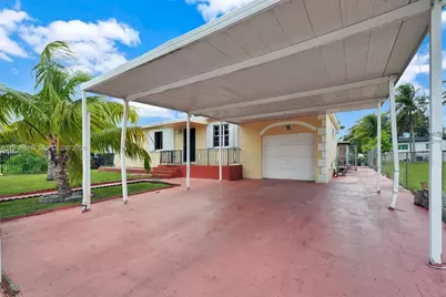 17950 NW 6th Ct, Miami, FL 33169 - Photo 9