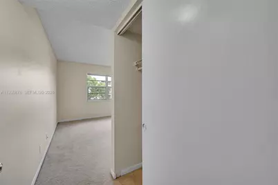 1100 NW 87th Ave #401, Coral Springs, FL 33071 - Photo 17