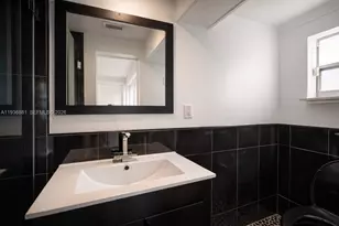 2413 Nassau Ln, Fort Lauderdale, FL 33312 - Photo 9