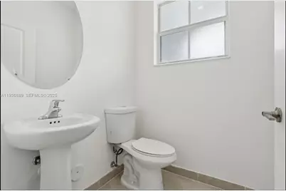 2645 SE 17th St, Homestead, FL 33035 - Photo 5