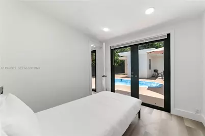 509 SE 19th St, Fort Lauderdale, FL 33316 - Photo 11