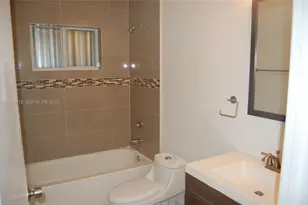 2184 NW 63rd St, Miami, FL 33147 - Photo 17