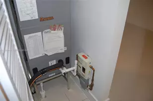 2184 NW 63rd St, Miami, FL 33147 - Photo 29