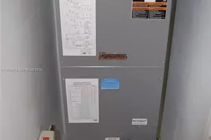 2184 NW 63rd St, Miami, FL 33147 - Photo 15