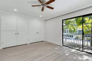 523 NE 38th St, Miami, FL 33137 - Photo 15