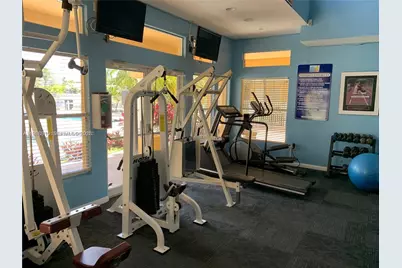 2460 NW 33rd St #1704, Oakland Park, FL 33309 - Photo 15