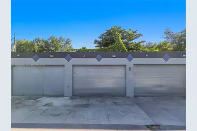 3130 NW 62nd St, Miami, FL 33147 - Photo 13