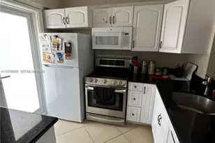 1481 S Ocean Blvd, Lauderdale by the Sea, FL 33062 - Photo 3