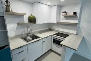 6920 SW 82nd Ct, Miami, FL 33143 - Photo 3
