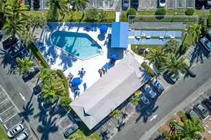 470 Paradise Isle Blvd, Hallandale Beach, FL 33009 - Photo 33