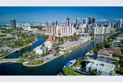 470 Paradise Isle Blvd #310, Hallandale Beach, FL 33009 - Photo 39