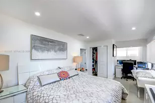 1511 NW 87th Way, Pembroke Pines, FL 33024 - Photo 39